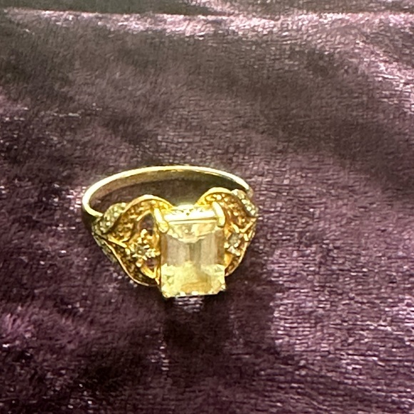 4-CT TOPAZ &MOCHA DIAMOND RING size 12. solid sterling silver, plated w/18K gold - Picture 3 of 8